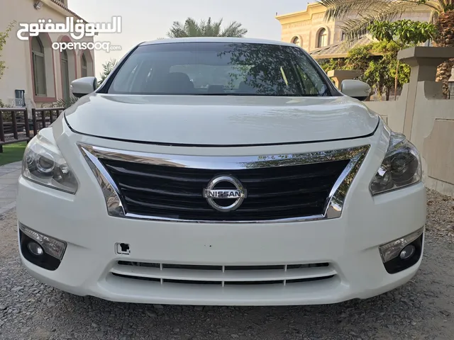 Nissan Altima SV 2.5L 2015
