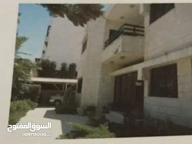 850 m2 More than 6 bedrooms Villa for Sale in Amman Um El Summaq