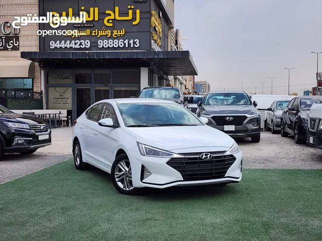 هيونداي إالنترا موديل 2019 عداد 81 ألف سرفس وكالة شرط الفحص ماكينة 2000 سي سي
