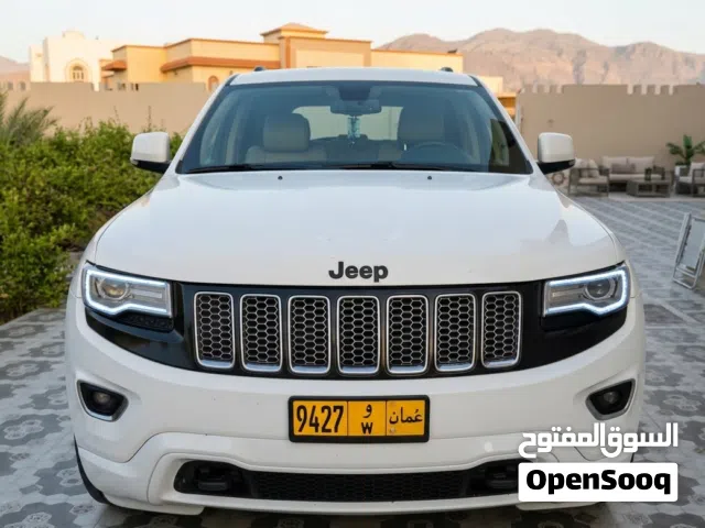 2014 جيب جراند شيروكى Laredo