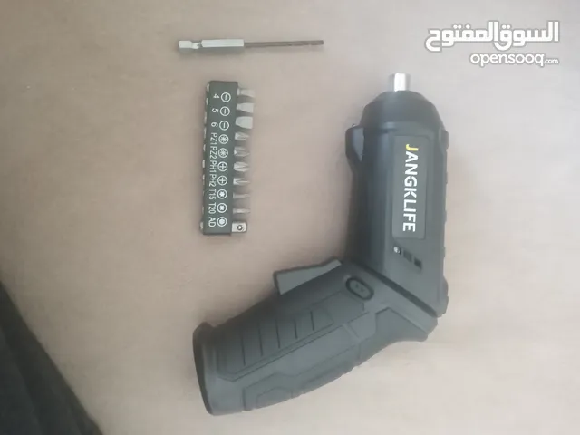 cordless rechargeable screw driver.
