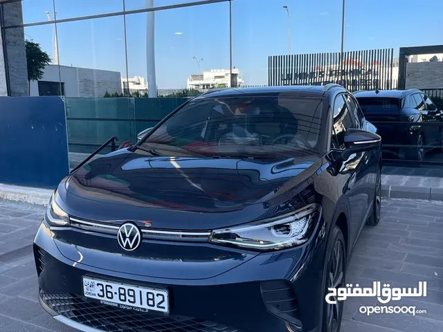 Volkswagen ID 4 in Amman