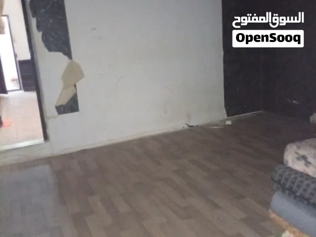 استوديو ارضي للايجار