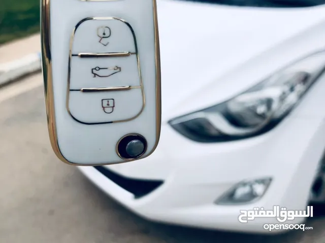 Hyundai Elantra 2013 in Tripoli