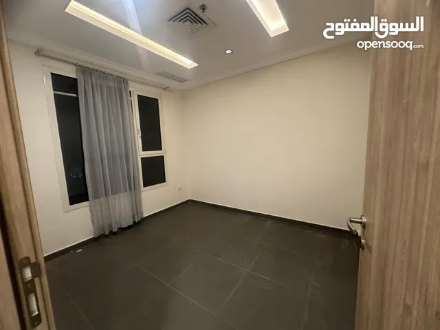 للبيع عماره المهبوله قطعه 1 زاويه شارعين خمس ادوار وأرضي وسرداب ومحل مغسلة ملابس المساحه 500 متر
