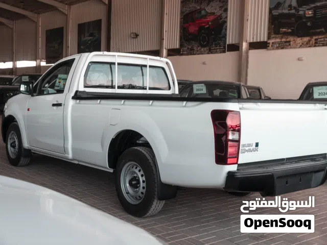 سيارة وانيت للنقل داخل وخارج المدينة
