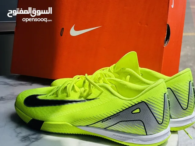 42 Sport Shoes in Jeddah