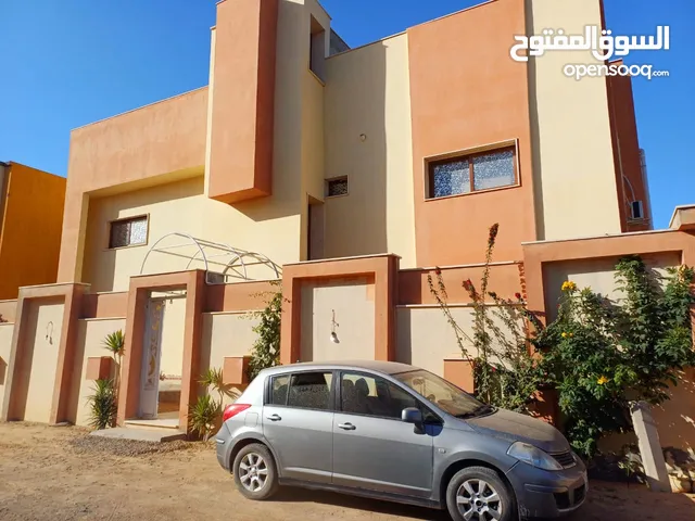 280 m2 More than 6 bedrooms Townhouse for Sale in Tripoli Salah Al-Din
