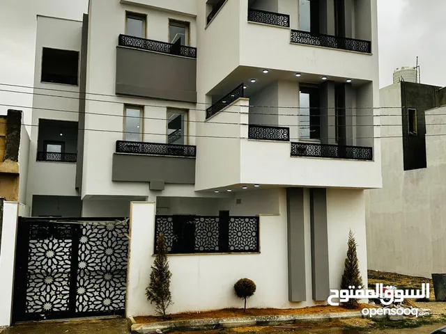 180 m2 5 Bedrooms Apartments for Sale in Tripoli Alfornaj