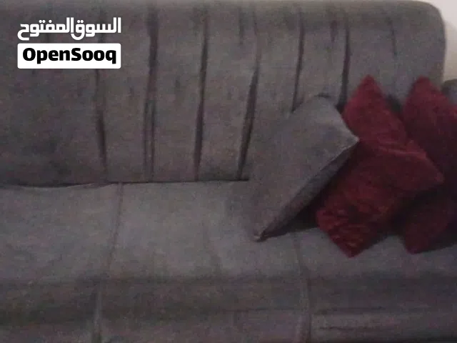 استعمال شبه جديد 3كنبات حجم كبير 2 كرسين