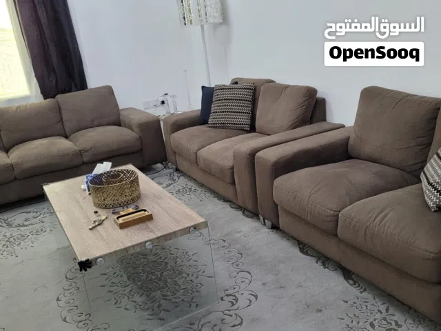 مجلس يكفي عشر اشخاص