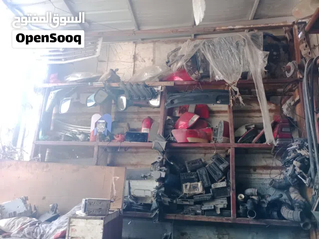 لدينا كشافات حقنها 2002 فوكسي 2003 ابصم 2004 سوناتا 2013 اكسنت 2008 كورولا 2004 كورولا 2012