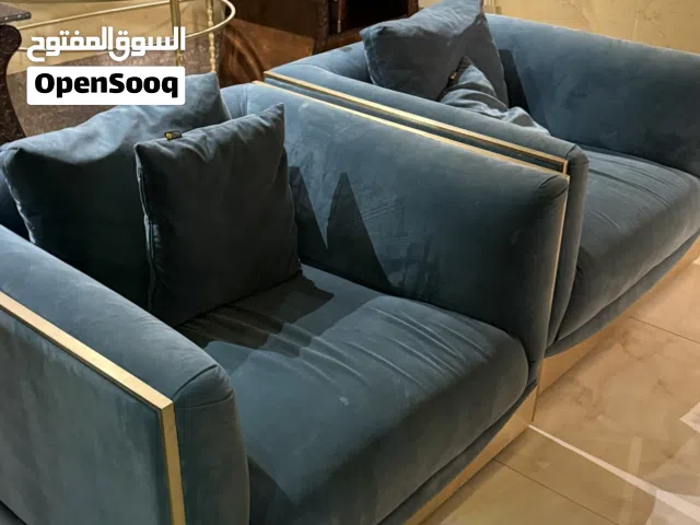 كنب طقم قطعتين مخمل فخم من woody سعر الشراء جديد قبل سنه ب 6 الاف