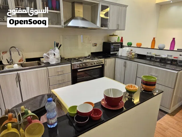 شقة أرضية بمدخل خاص مؤثثة بالكامل للإيجار  Ground flor apartment for rent