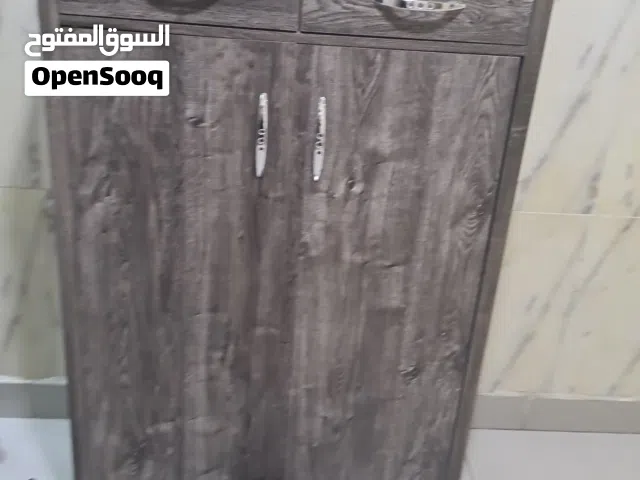 للبيع كبت احذيه شبه جديد