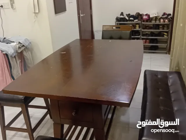 طاوله طعم وجفافات ومكيفات عموديه واسبلت وغسالات وفرن ايطالي وثلاجات حجم كبير وميكرويف وغيرها