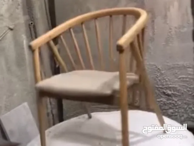 كرسي خشب زان لف على البخارمقعد منجد حسب الطلب خشب زان لف على البخار مناسب للكفيهات والمطاعم والمقاهي