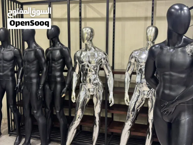 مالكان عرض ملابس مستعملة صنع تركيا سعر الوحدة ب 300د