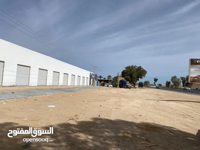 محلات للايجار علي طريق الساحلي مباشرتا