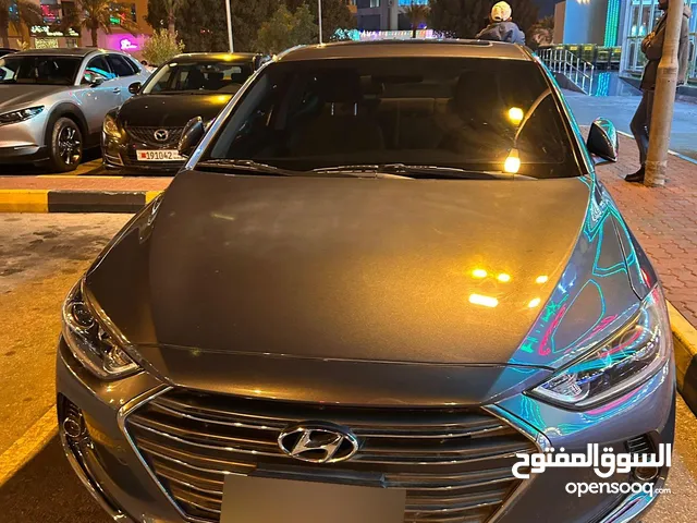 Used Hyundai Elantra in Central Governorate