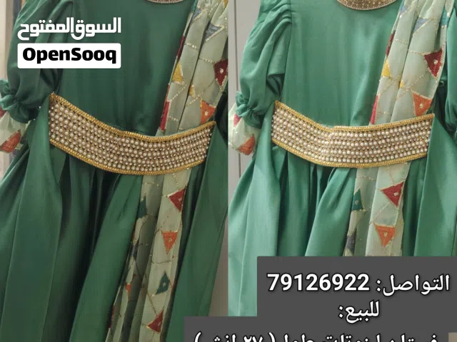 للبيع فساتين مناسبه لبنوتات شبه جديد و نظيف.