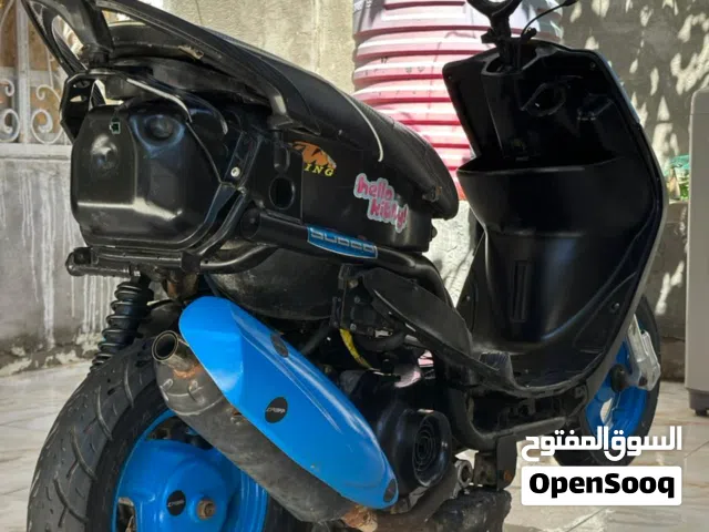 2005 ياماها Bolt
