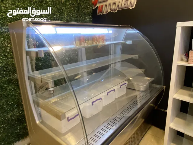 ثلاجة عرض للبيع