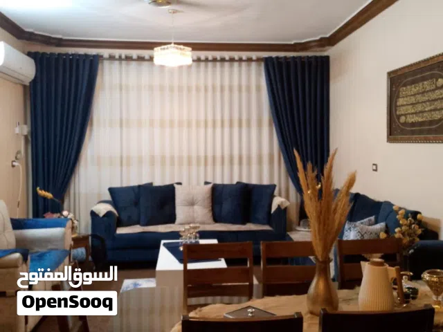 كورنر للبيع