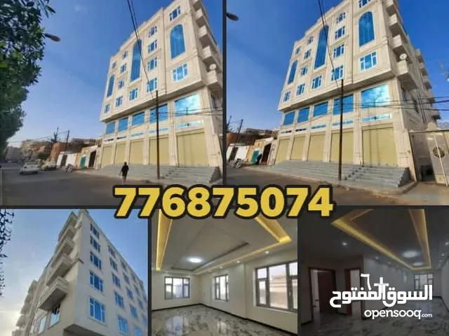 عماره تجاريه فاخره للبيع في الاصبحي ش المقالح قريب مول الشلال شارع 30 م تتكون من5 دور وبدروم وملحقات