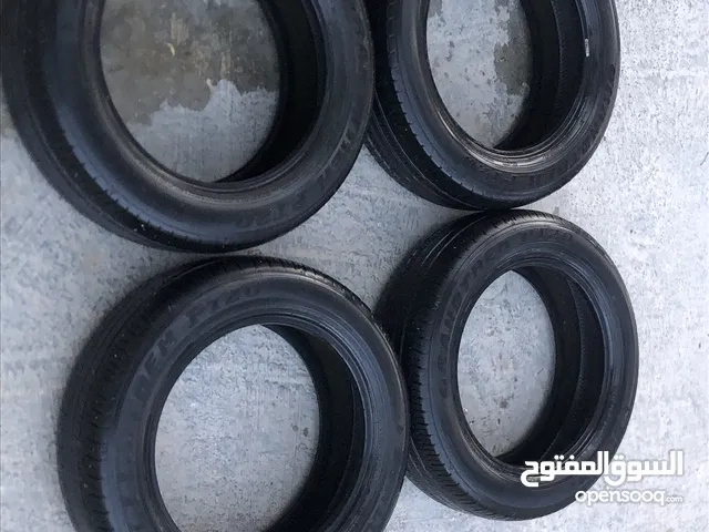 4 اربع عجال TOYOTA RAF 4 بحاله الوكاله قابل للتفاوض