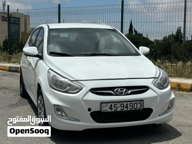 2016 Hyundai Accent Standard