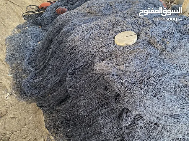 الياخ للبيع خيط27 الطول 200والرغب 150 وفتحت العين خمس وربع
