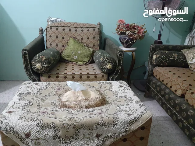 أنتريه مستعمل بحالة جيدة جدا ، عموله ، استعمال بسيط ، جودة عالية ومظهر جيد.