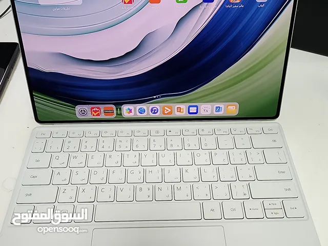 Huawei MatePad Pro 13.2 insh Uae version 512gb with box and keyboard Ar/Enwithout charger