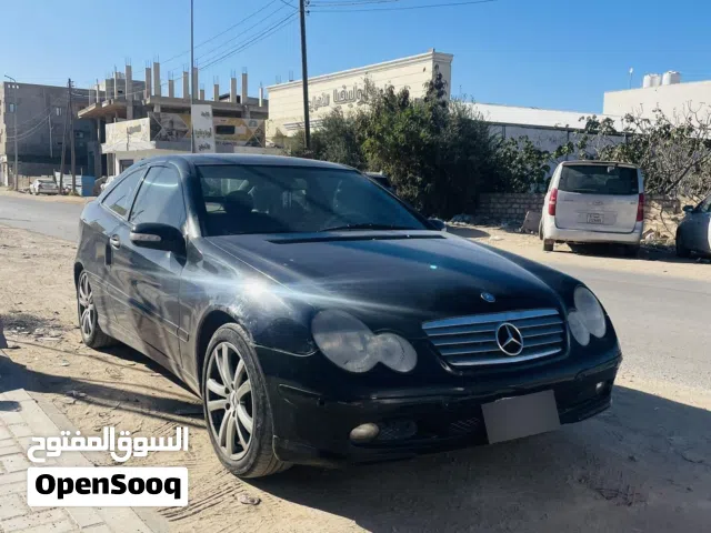 2002 مرسيدس بنز الفئة-C C 200