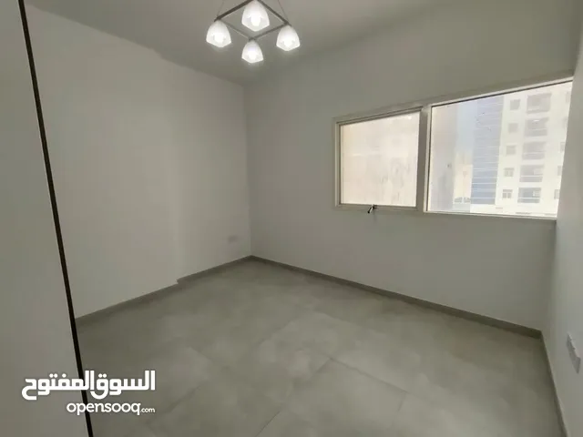 غرفتين وصاله للإيجار السنوي في عجمان منطقة النعيمية عجمان مقابل فندق رمادا بلاك علي شارع الشيخ خليفة