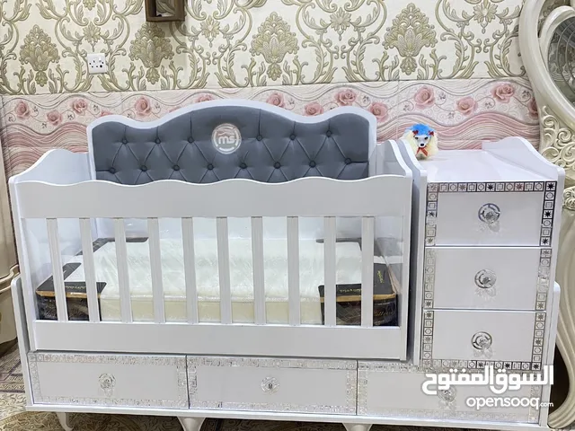 سرير اطفال تركي مع ملحق جرارات  مع دوشگ  جديد غير مستخدم