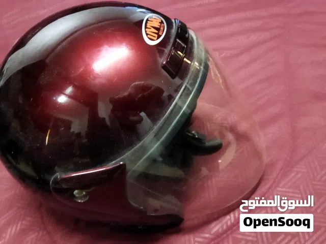 خوذة مصنفة بحالة ممتازة