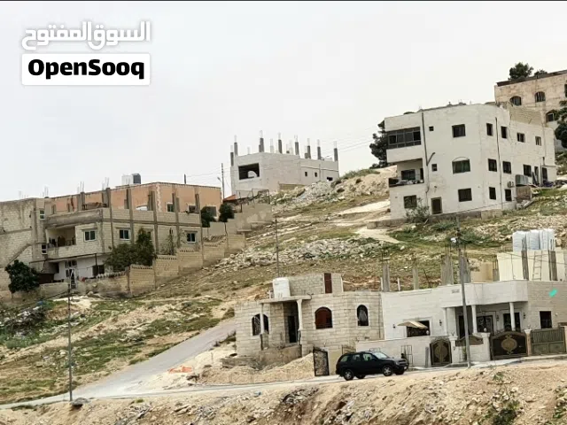قطعه ارض مرتفعه وجاهزه من جميع الخدمات بسعر مميز