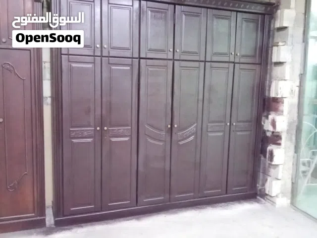 خزأن خشب لاتي بالكامل
