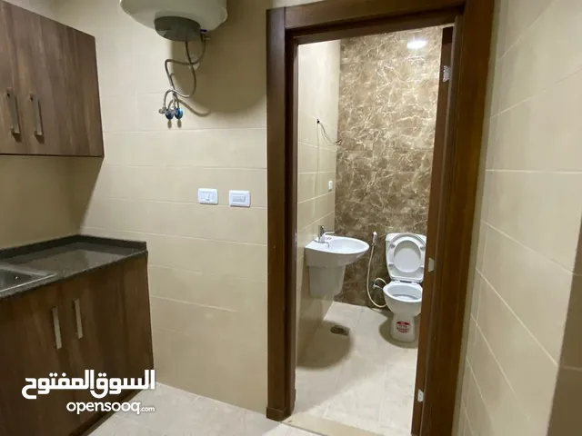 طابق تجاري كامل للايجار في أفضل مواقع السابع موقع حيوي ممتاز ،، الرقم المرجعي : 2348