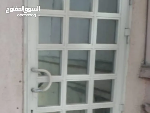 باب رئيسي نوع ممتاز. دبل. جام. متانه نظيف جدا