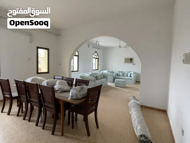 شقة للإيجار في المعبيلة