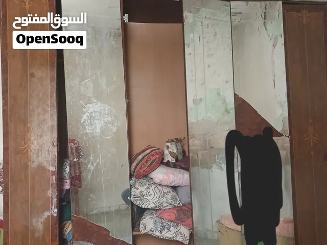 سرير ودولاب للبيع بسعر كزيوني