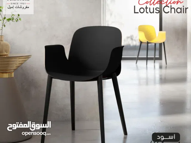 كرسي طعام عظم ارجل معدن متين وعملي، مناسب للاستعمال الداخلي والخارجي ،