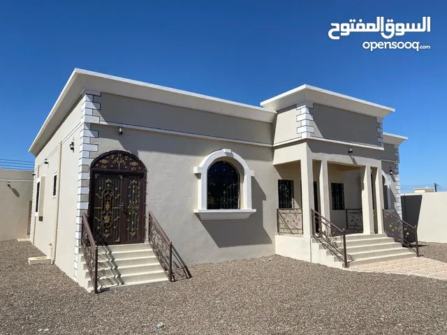 276 m2 4 Bedrooms Villa for Sale in Buraimi Al Buraimi