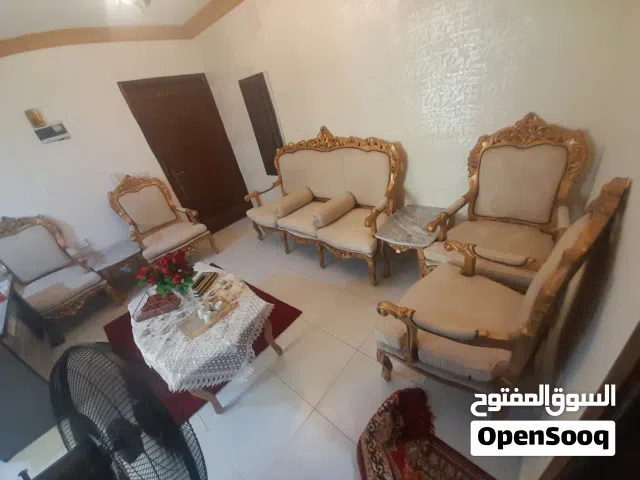 طقم كنب مصري فخم للبيع بحاله جيده جدا