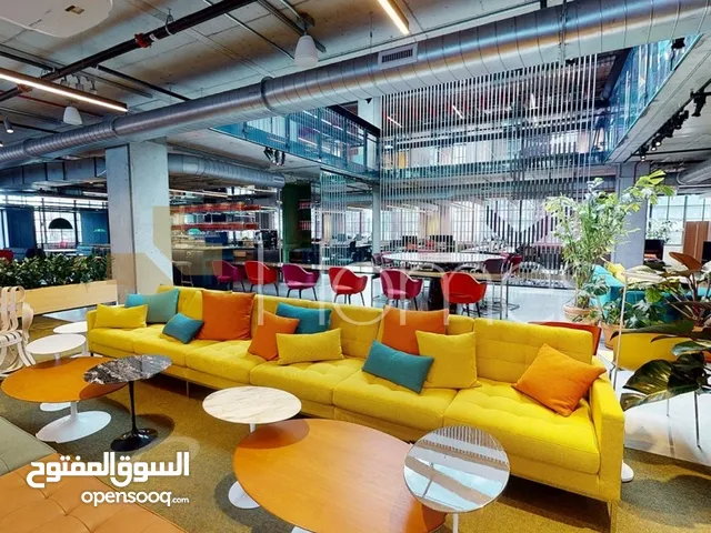 معرض تجاري بموقع مميز شارع المدينة الطبية للايجار باجمالي مساحة605م