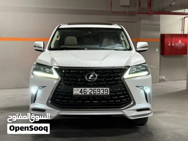 لكزس LX570 موديل 2017 فحص كامل اعلى صنف بحالة الوكالة استخدام شخصي مميز جدا ابيض لؤلؤي اعلى صنف