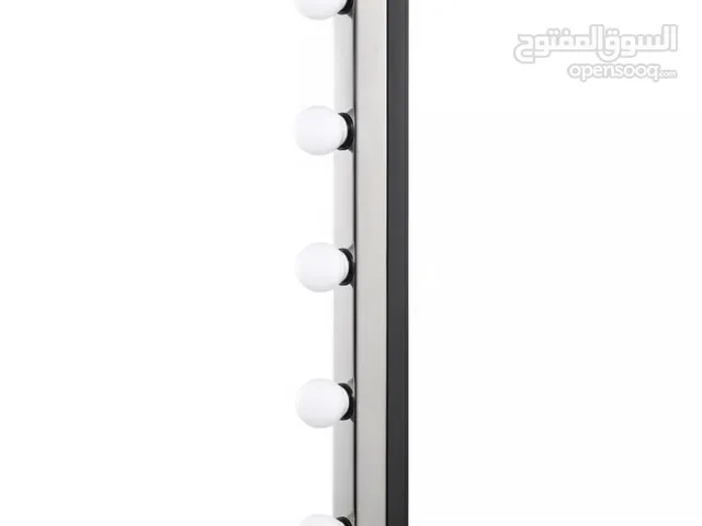 مصباح حائط بسلك داخلي بدون اللمبات